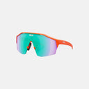 Gafas deportivas Velo Store Mx Koo Alibi con montura naranja, lente espejada verde y diseño ergonómico de media montura.