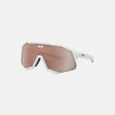 Lentes Koo Demos de Velo Store Mx con montura blanca y lente panorámica ZEISS para ciclismo y deportes outdoor.