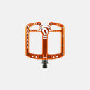 Pedal de MTB Velo Store Mx Deity TMAC naranja de aluminio mecanizado con diseño cóncavo y pines de alto agarre