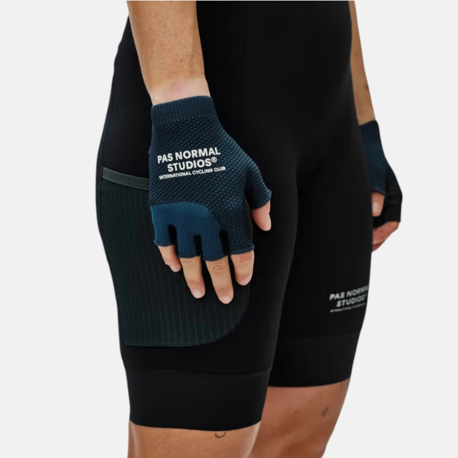 Escapism Mitts Navy