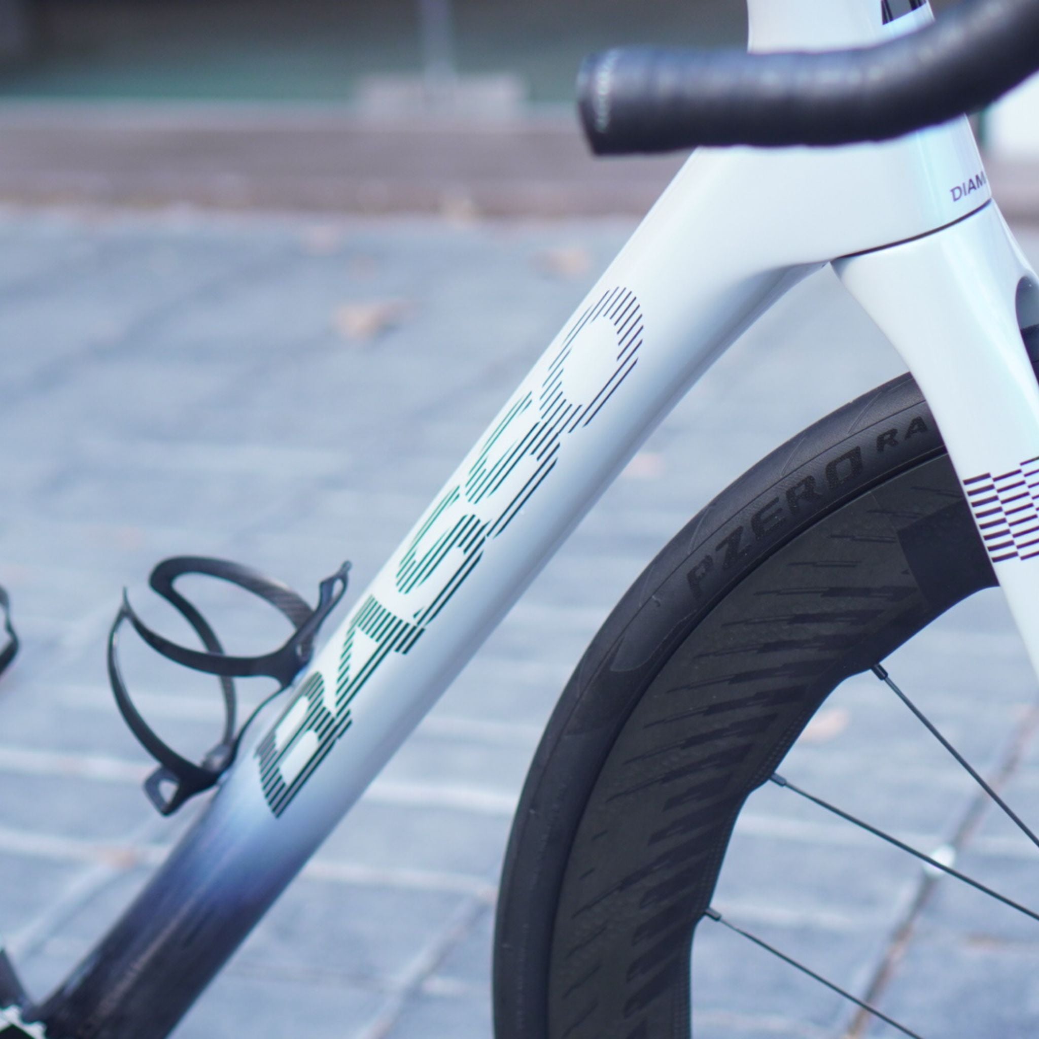 Bicicleta de Ruta Basso Diamante SRAM Red ZIPP 454 | Outlet-thumbmail-10