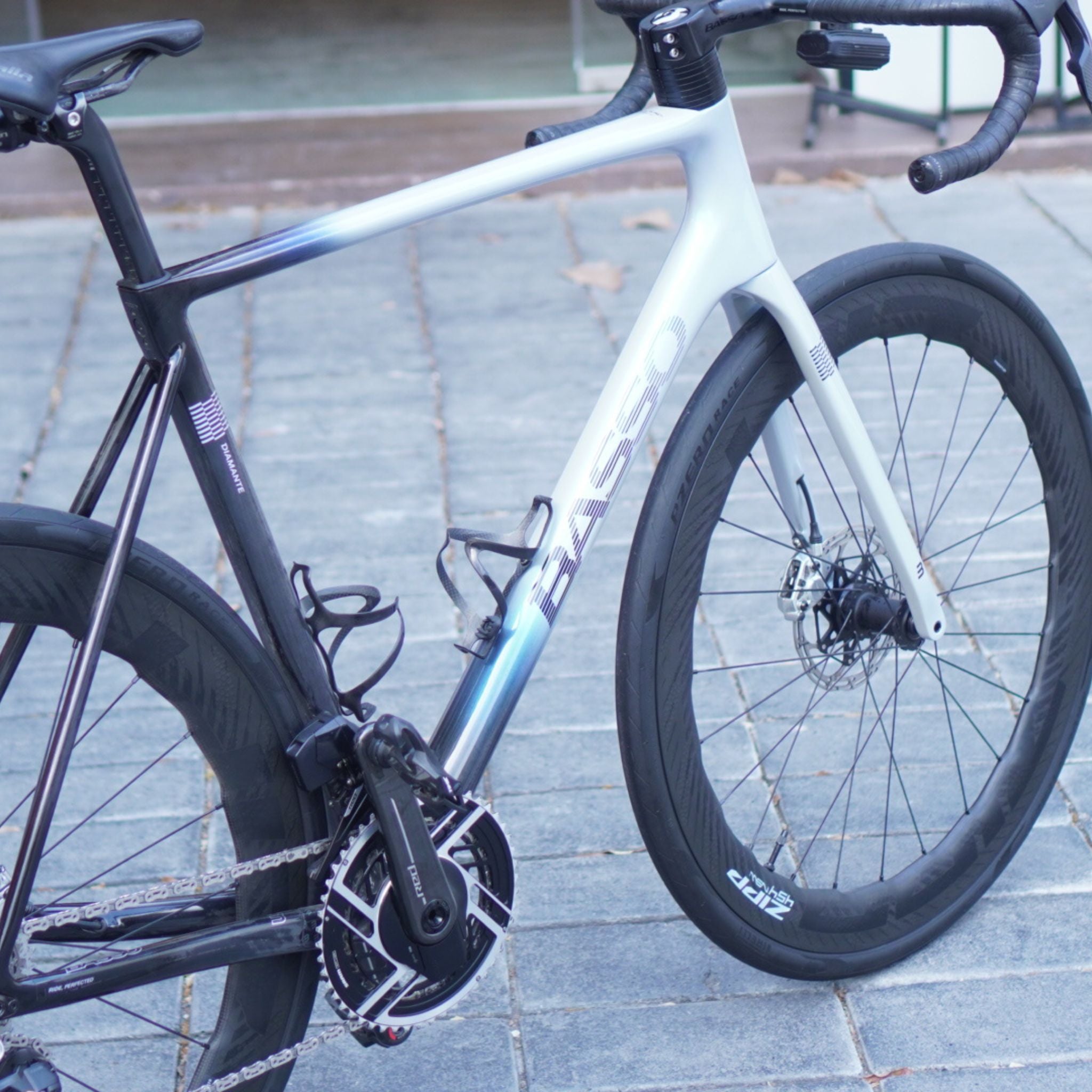 Bicicleta de Ruta Basso Diamante SRAM Red ZIPP 454 | Outlet