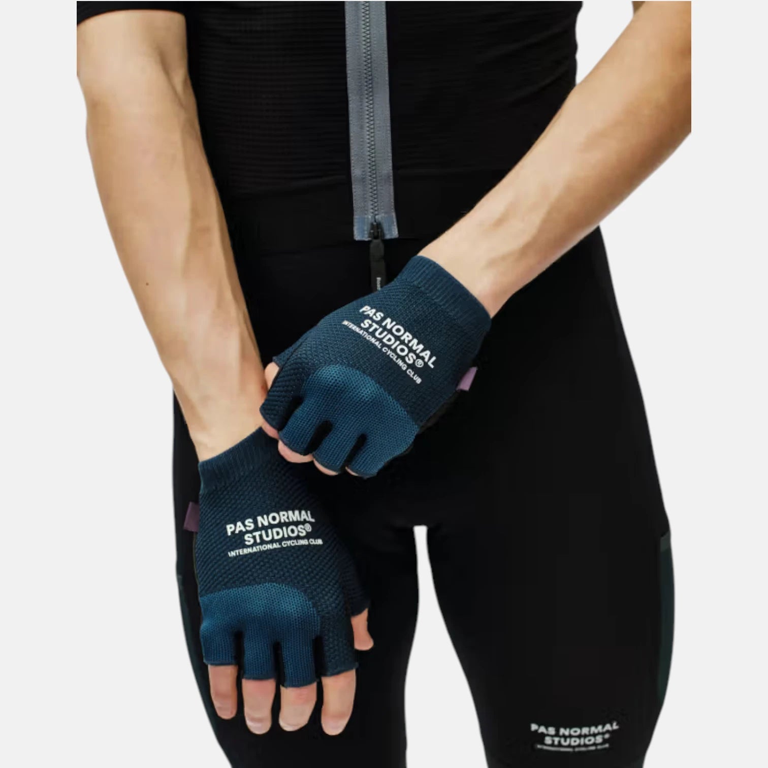 Escapism Mitts Navy-thumbmail-3