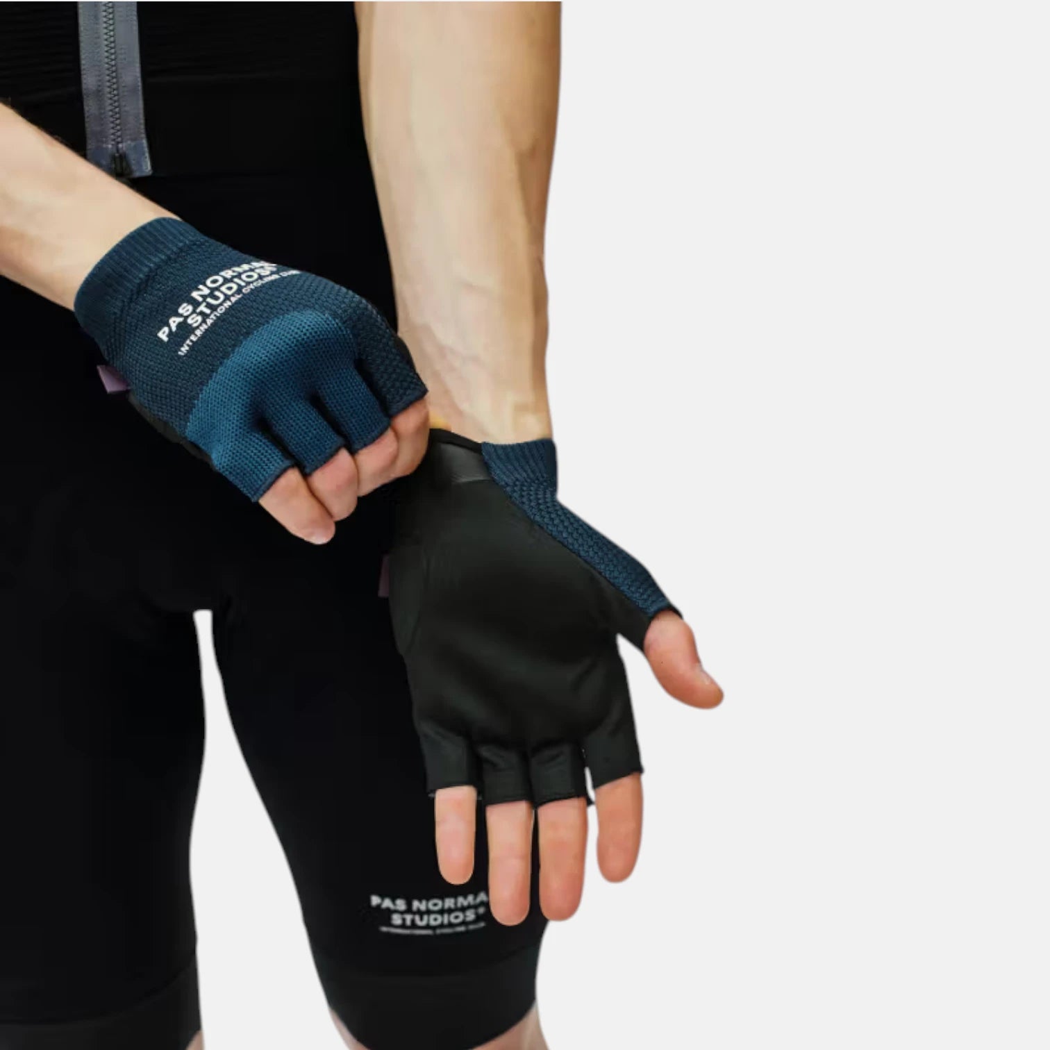 Escapism Mitts Navy-thumbmail-4