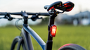 Accesorios Lezyne para ciclismo: luces traseras, bombas de aire y multiherramientas, disponibles en México con VeloStore