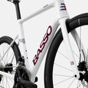 Bicicleta de ruta Velo Store Mx Basso Venta R en color blanco perlado con cuadro de carbono y componentes Shimano 105