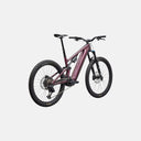 Bicicleta eléctrica de montaña Specialized Turbo Levo 4 Comp en color morado con cuadro de carbono y diseño mullet.