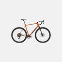 Bicicleta de gravel Velo Store Mx Basso Tera Siena con cuadro híbrido, transmisión Shimano GRX 1x12 y ruedas Microtech