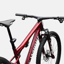 Bicicleta de montaña Specialized S-Works Epic 9 en color rojo brillante, cuadro de carbono y componentes de alto nivel