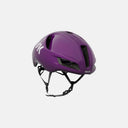 Casco de ciclismo aerodinámico Kask Utopia Y en color morado grape, con diseño ventilado y ajuste de alto rendimiento.