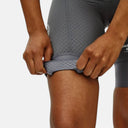 Culote de ciclismo Velo Store Mx Pas Normal Studios Mechanism gris medio con detalle de banda elástica antideslizante