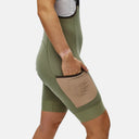 Culotte con tirantes Velo Store Mx Pas Normal Studios Escapism Cargo en color verde oliva con bolsillo lateral