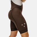 Culotte con tirantes Velo Store Mx Mechanism en color marrón con patrón texturizado, ajuste de carrera y logo PNS.