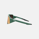 Gafas deportivas Velo Store Mx Koo Spectro en color verde con lente espejada, diseño envolvente y aerodinámico.