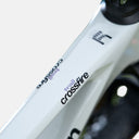 Detalle del cuadro blanco Arctic de la bicicleta de montaña Velo Store Mx Lee Cougan Crossfire Trail