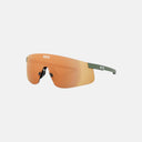 Lentes deportivos Velo Store Mx KOO Nova con lente espejada naranja y patillas verde oliva, diseño ultraligero.