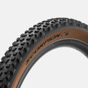 Llanta Pirelli Scorpion XC M ProWALL Classic 29x2.2 con flancos color piel para MTB en Velo Store Mx