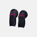Rodilleras Kali Protectives Mission Guard negras con logo rosa, fabricadas en neopreno y espuma para Velo Store Mx