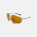 Lentes para ciclismo Velo Store Mx Scicon Aerojet Titanium con montura blanca, varillas de titanio y lentes naranjas.